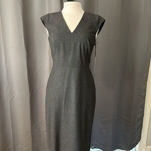 Women’s Ann Taylor size 4 Sheath Dress, charcoal gray